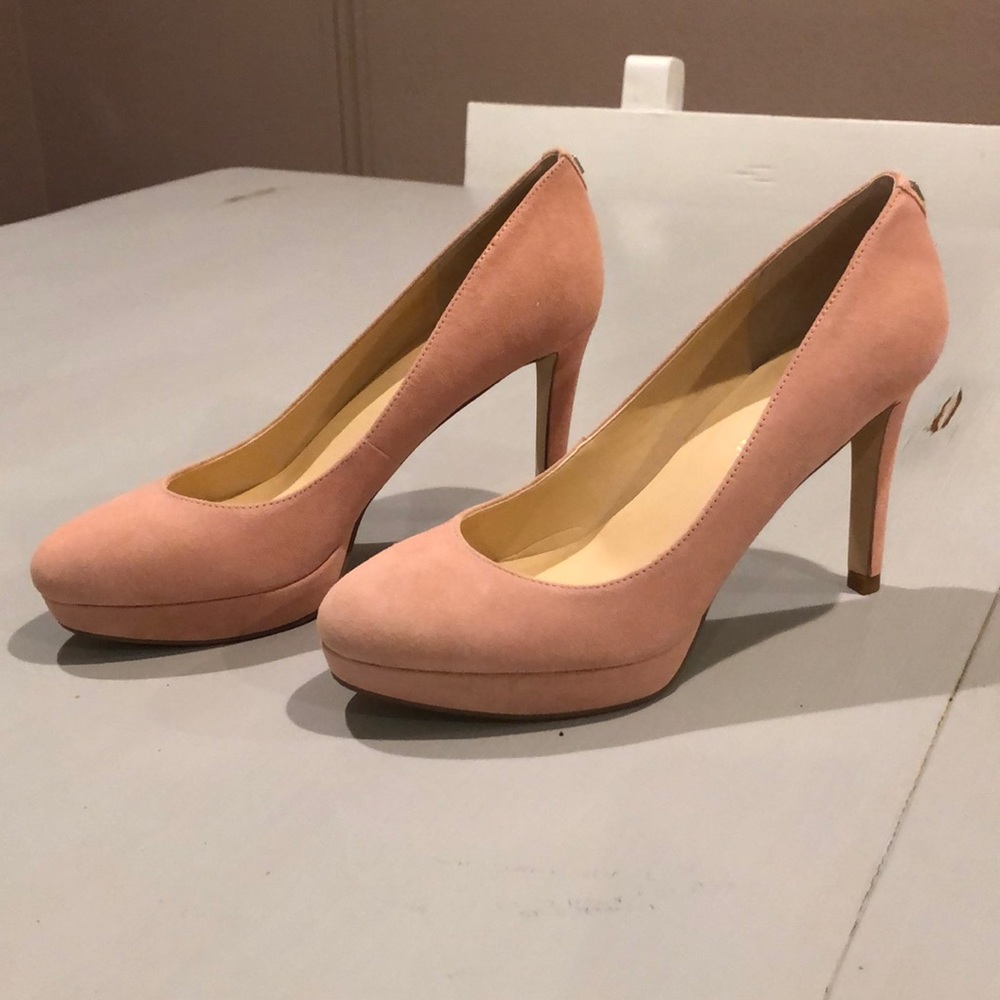 Ivanka Trump blush suede pumps
